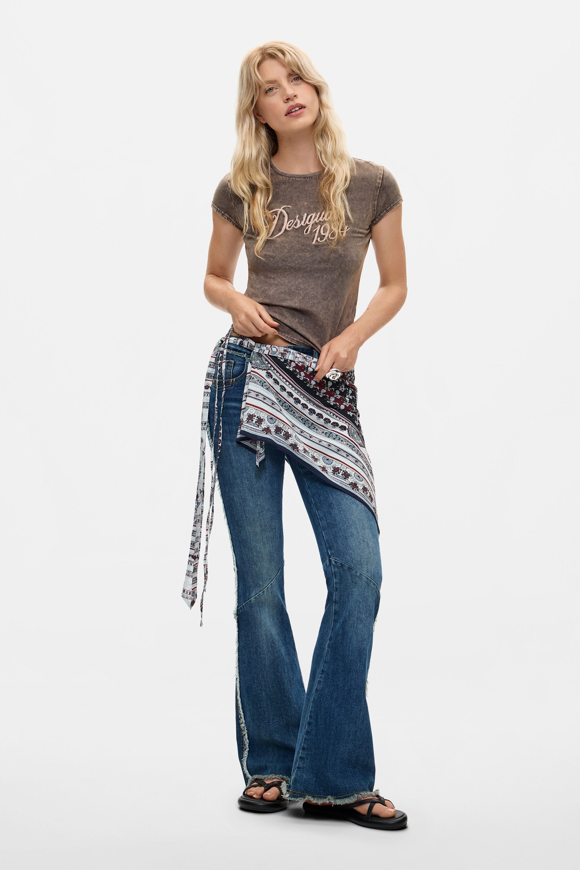 Desigual Bedrukte driehoekige foulard in multicolor