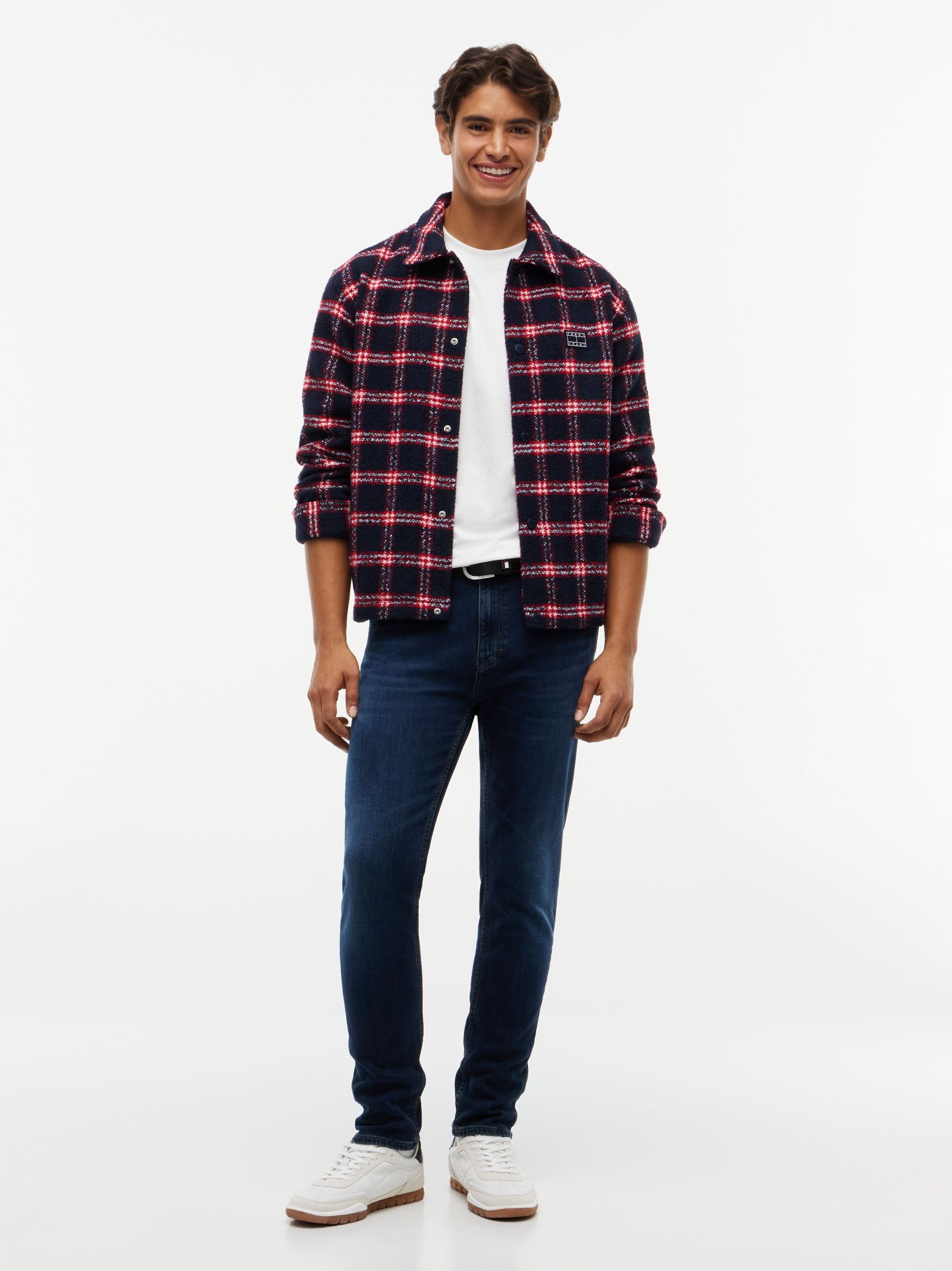 Tommy Jeans Austin slim tapered jeans met geborduurde vlag