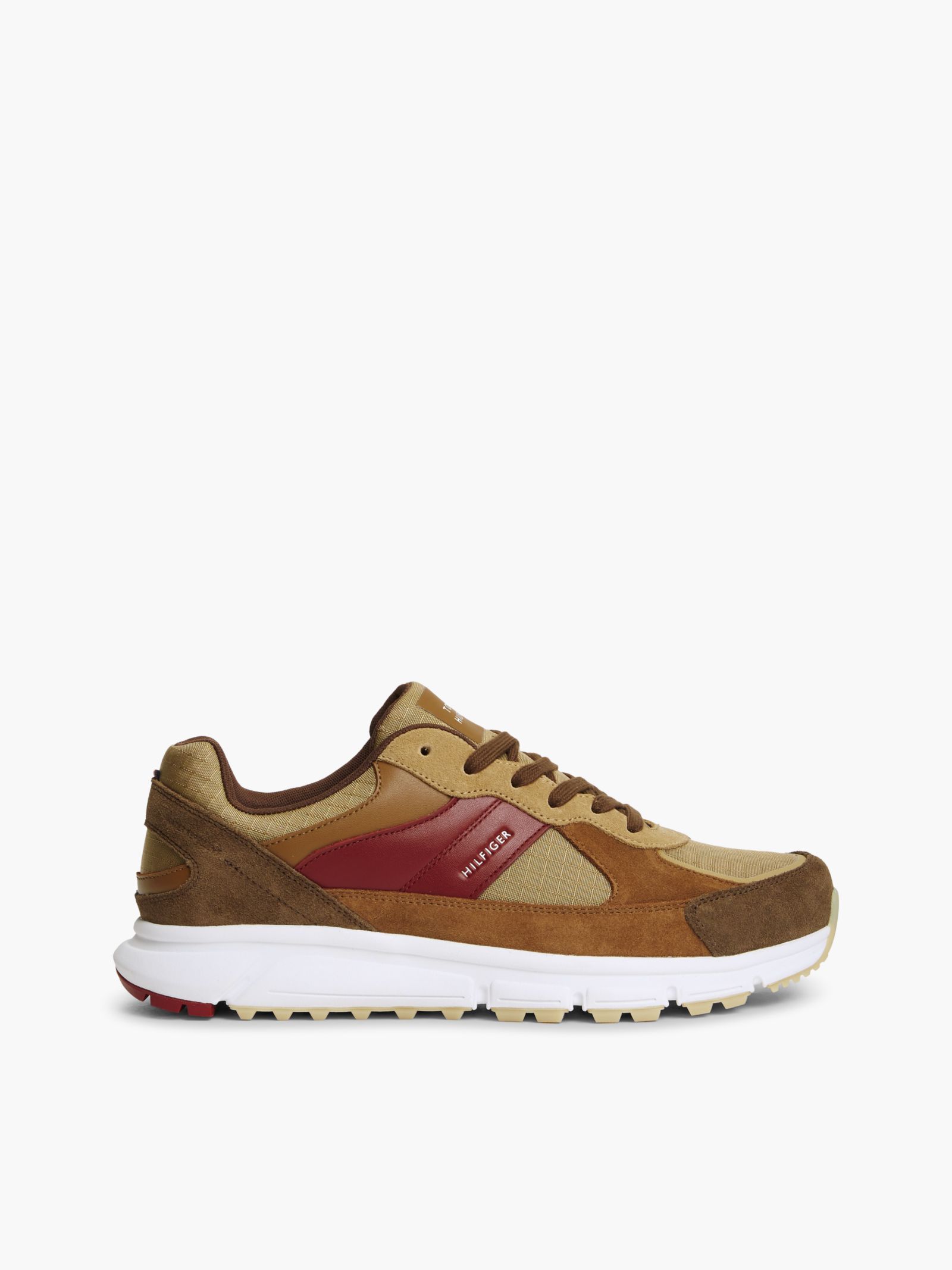 Tommy Hilfiger Suède sneaker met profielzool en gemengde texturen in bruin