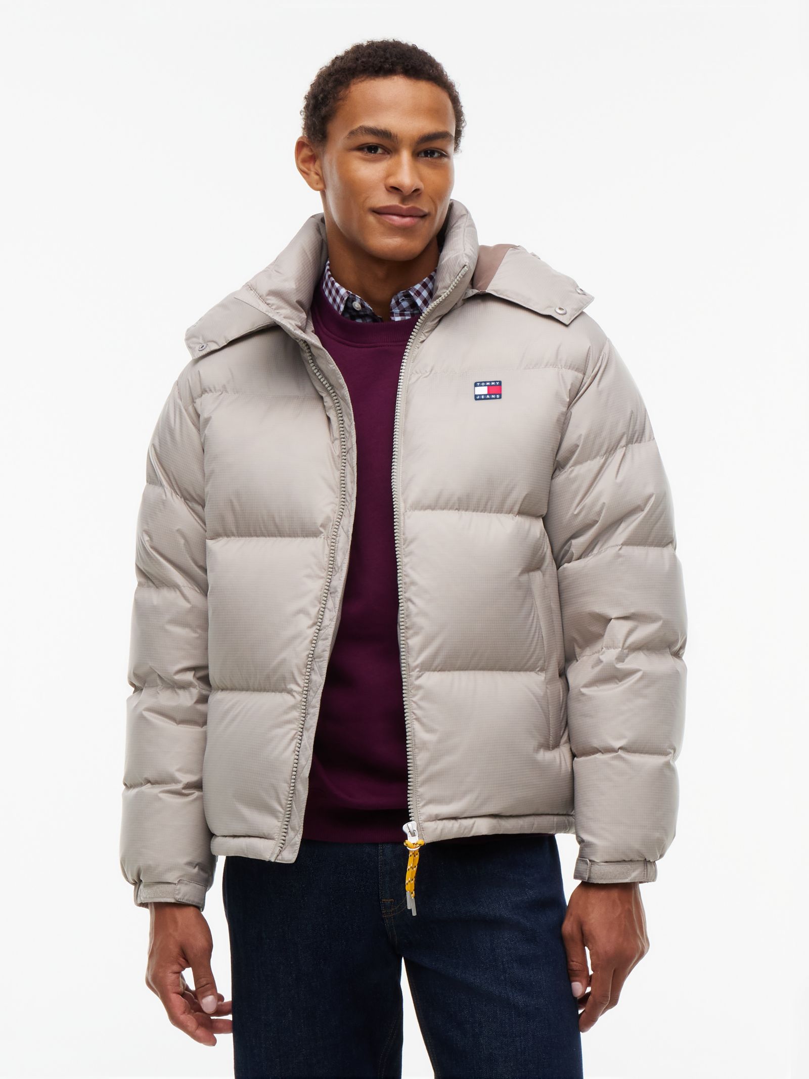 Tommy Jeans Alaska Pufferjack van ripstop met dons en capuchon in beige