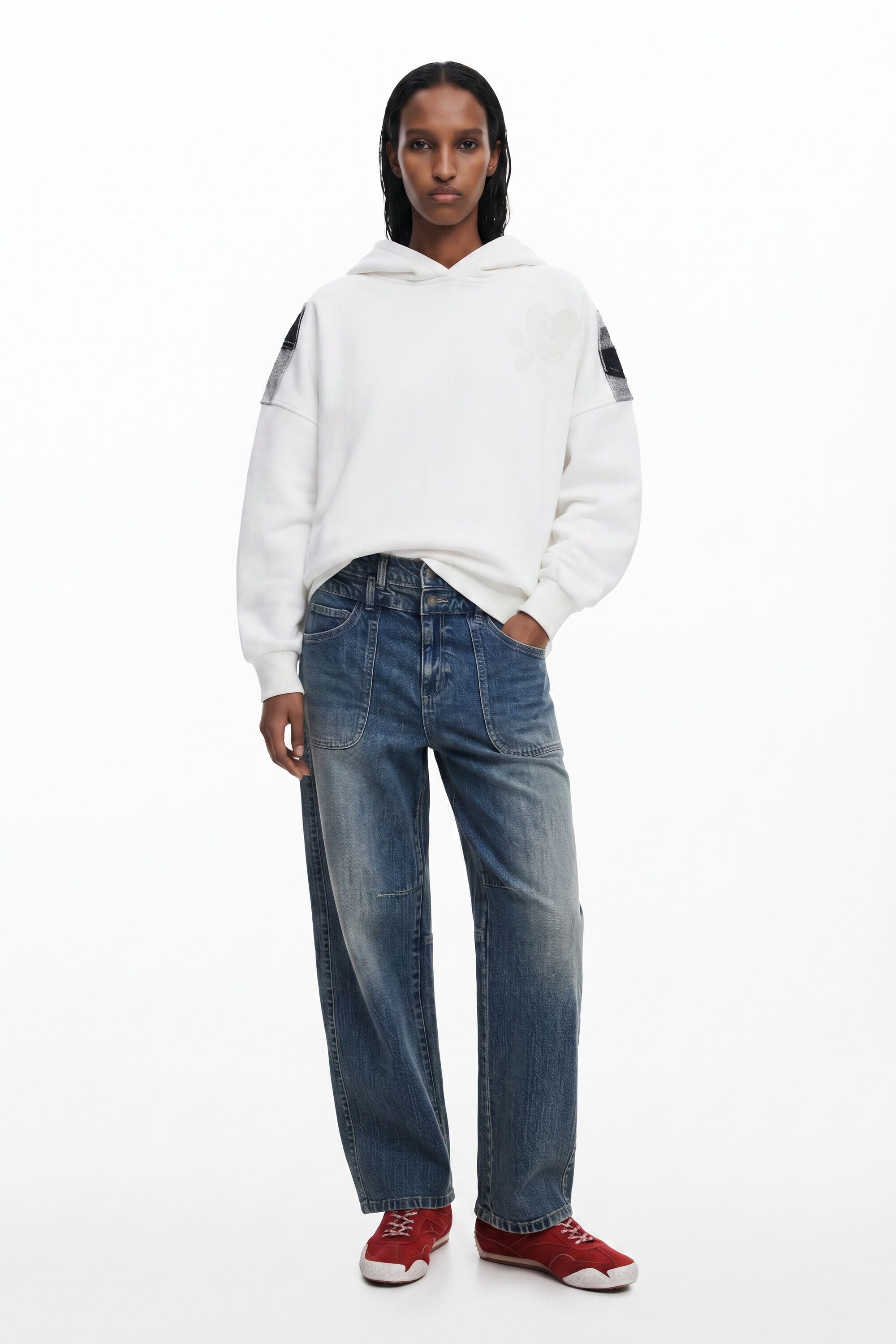 Desigual Sweatshirt ontworpen door Mr. Christian Lacroix in wit