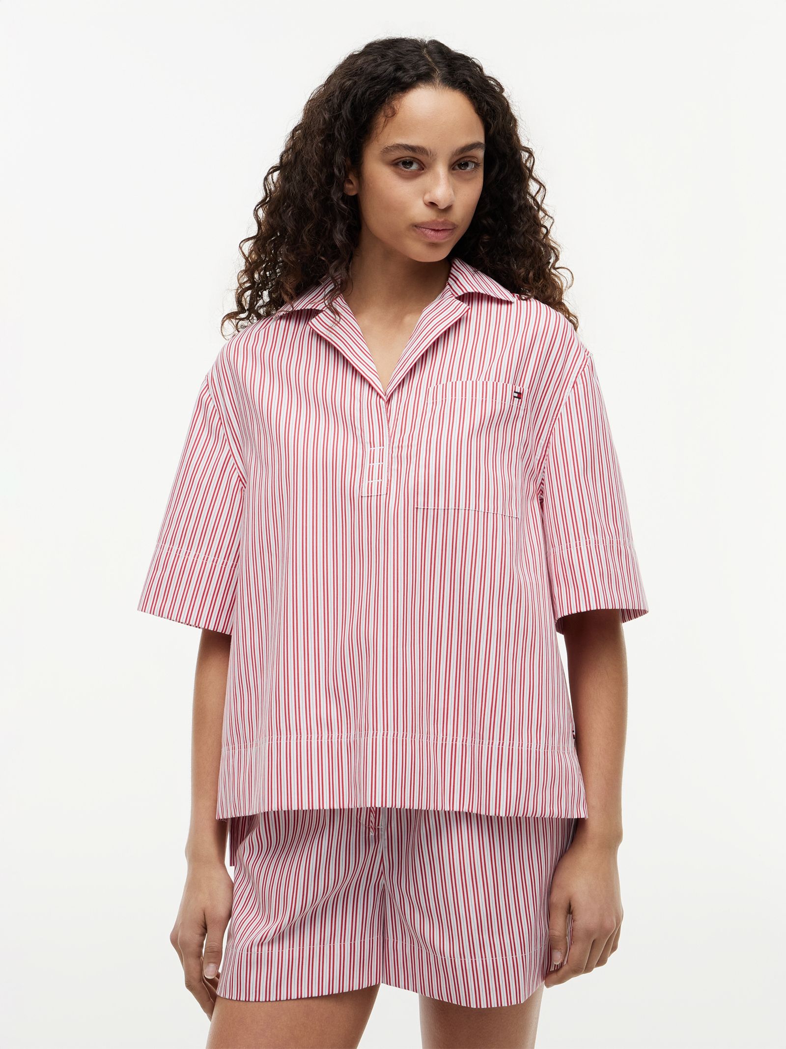 Tommy Hilfiger Relaxed Fit Poplin Overhemd met korte mouwen in rood