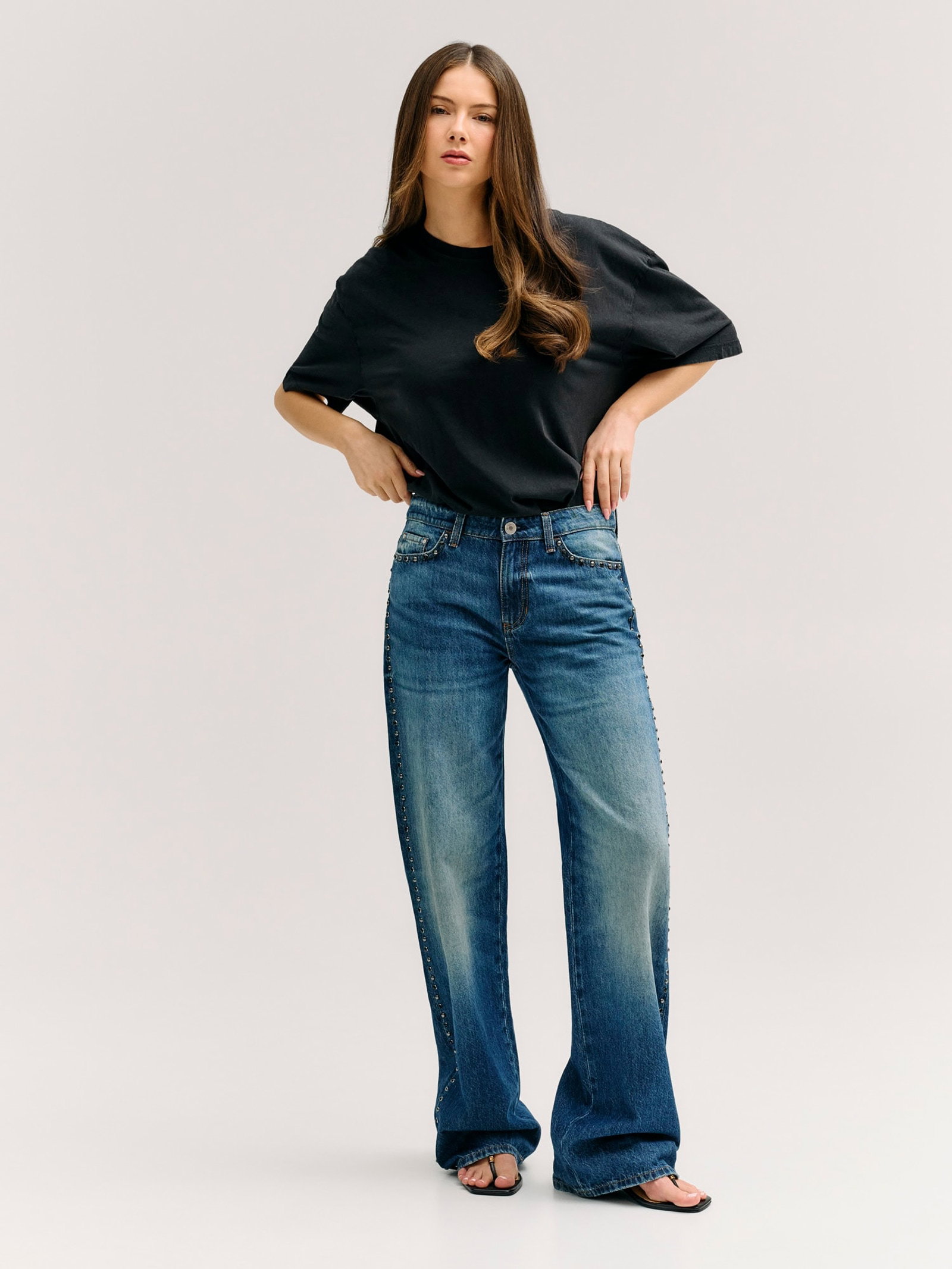 Guess Jeans Met Studs En Mid-Rise