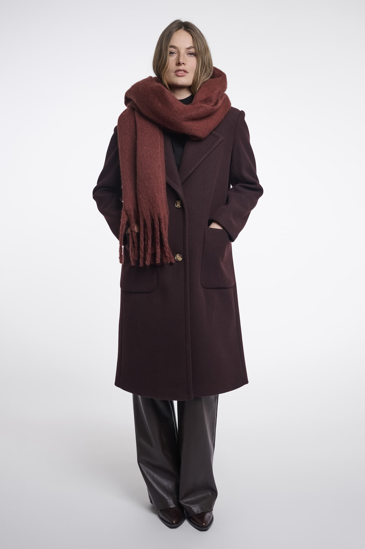 Rino & Pelle Rino & Pelle Sjaal Gella Fringes Bordeaux Rood dames