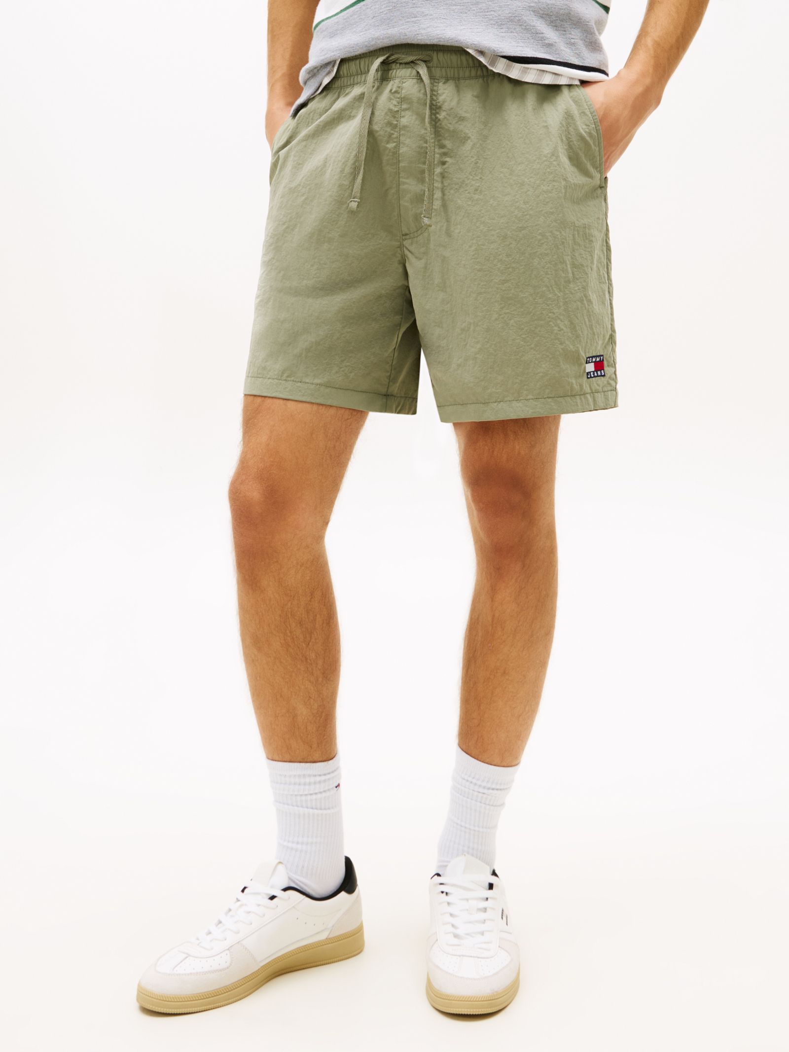 Tommy Jeans Relaxed short met logo in groen