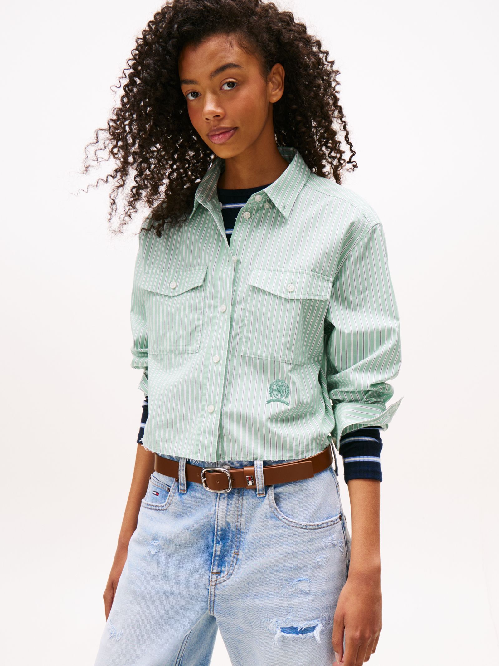 Tommy Jeans Cropped Relaxed Fit Overhemd met embleem in groen