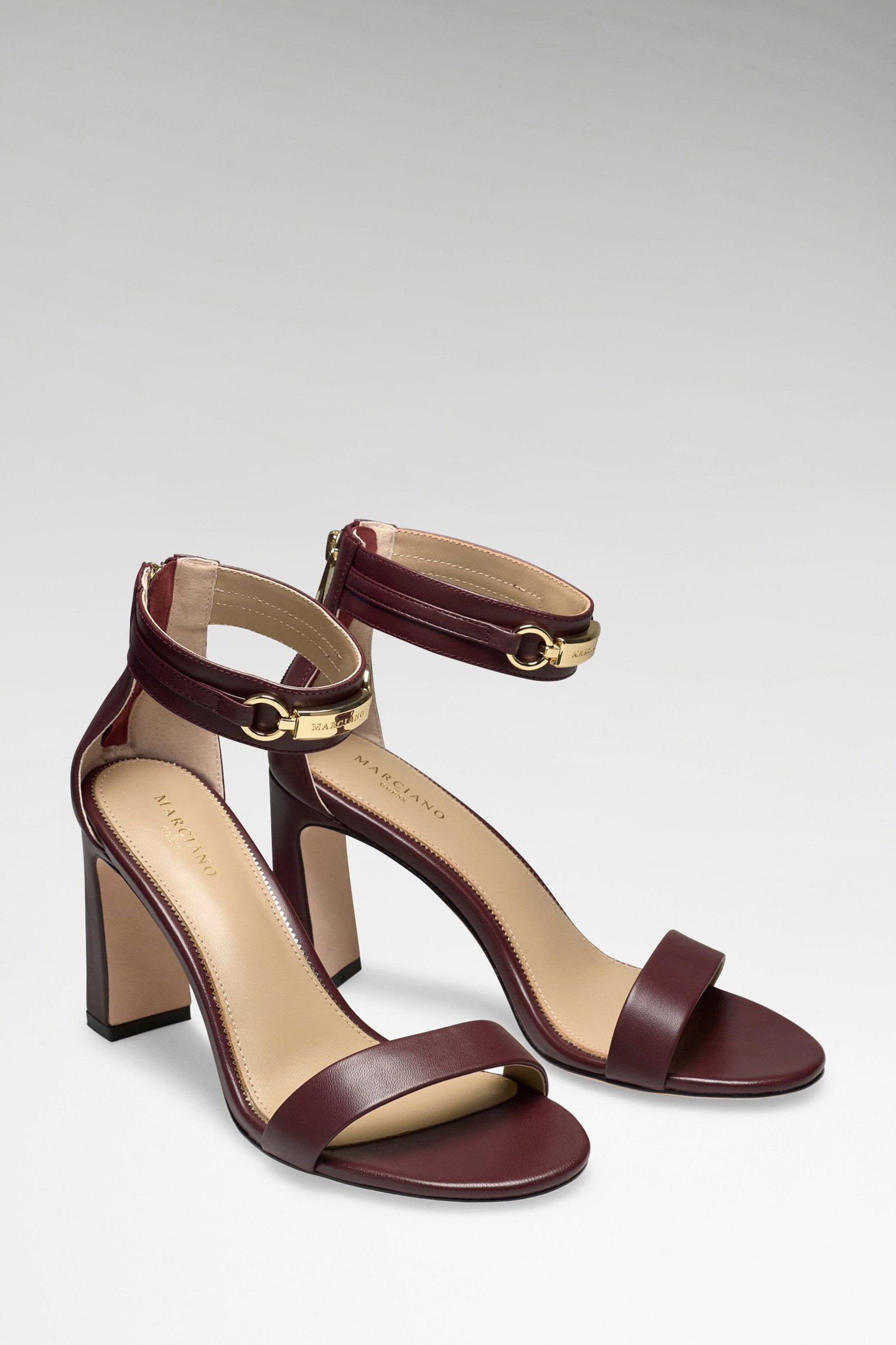 Guess Marciano Sandalen Van Echt Leer in rood