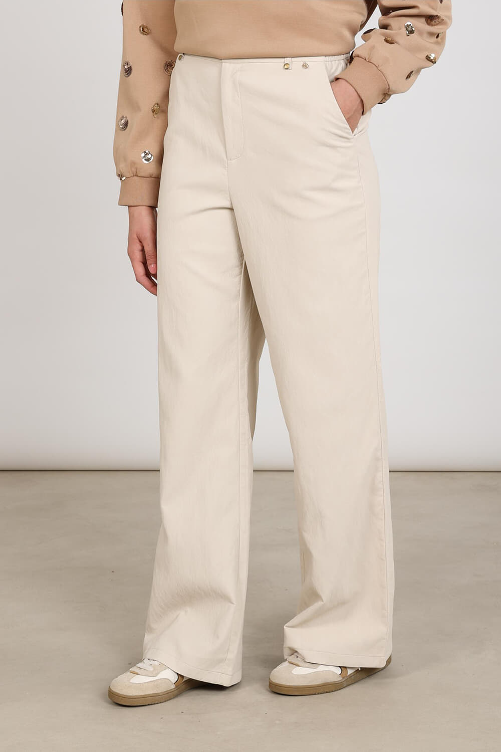 Nukus Broek Jill PU Beige dames